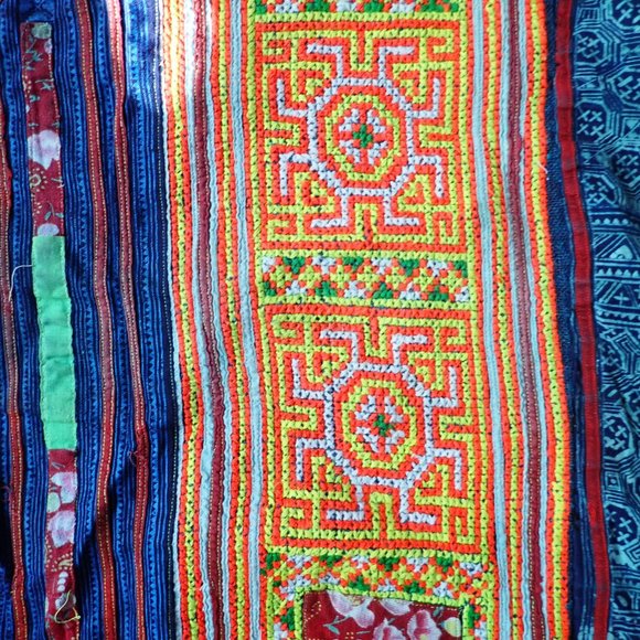 Handmade Quilt from Northern Vietnam - Picture 3 of 6
